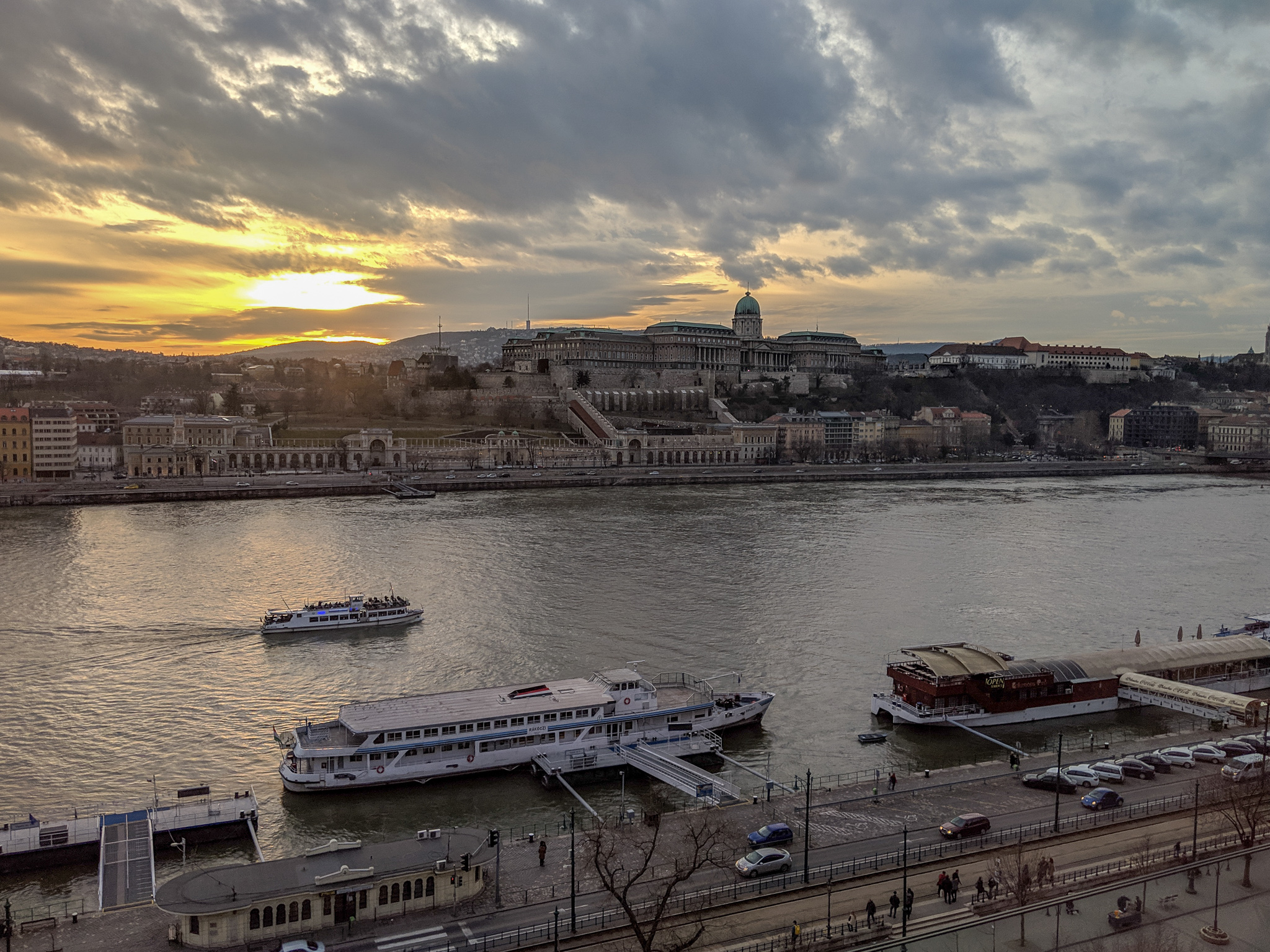  Budapest  Which Side was Buda  Which Side was Pest  Bold 